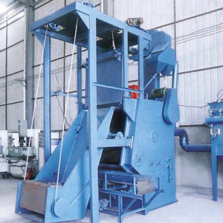 Q32系列自動(dòng)上下料(卷揚(yáng)上料、輸送下料、環(huán)保)履帶拋丸清理機(jī)